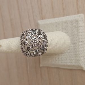 NWT Lia Sophia Ring